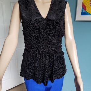Bebe velvet design sleeveless top